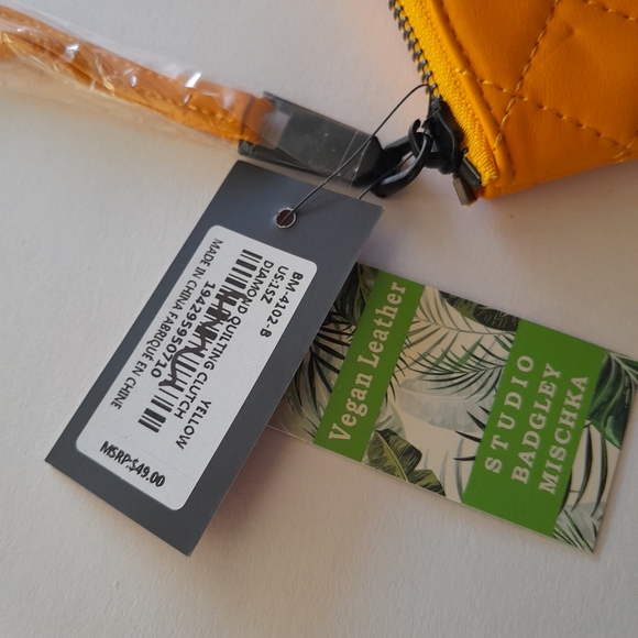 Badgley Mischka Diamond Quilting Wristlet Clutch / Yellow - Picture 11 of 13